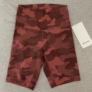 Lululemon Wunder Train HR Short 8”